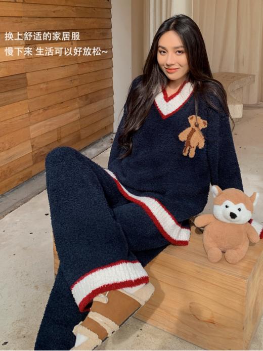 ✨【白鹿同款半边绒小熊家居服】🔥慵懒却又可爱的两件套睡衣，🌻身上主打慵懒甜美风~ ⚡减龄的V领+甜美可爱的小熊，💯清新甜美减龄~  商品图2