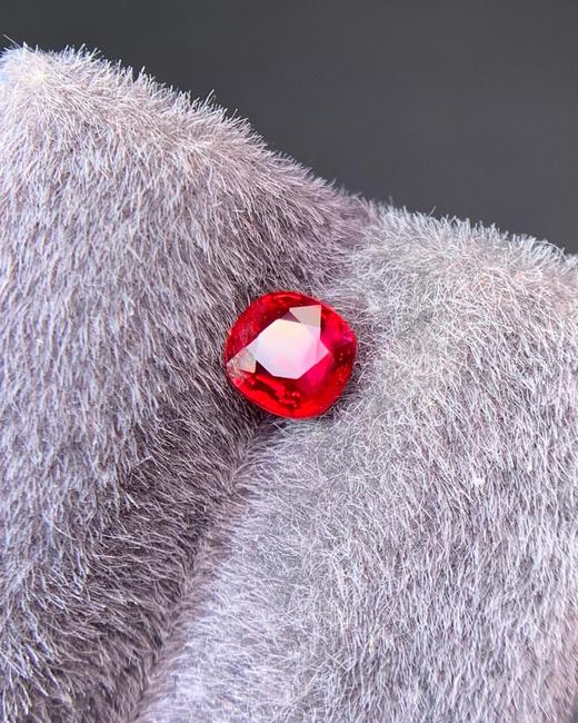 1.04ct刻面红宝石裸石 商品图2