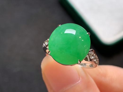 蛋面翡翠戒指 商品图3