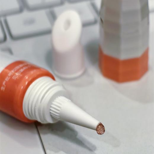 [屁侠推荐]北京协和 雪玉 红景天水润修护唇膏唇蜜（10g/支） 商品图0