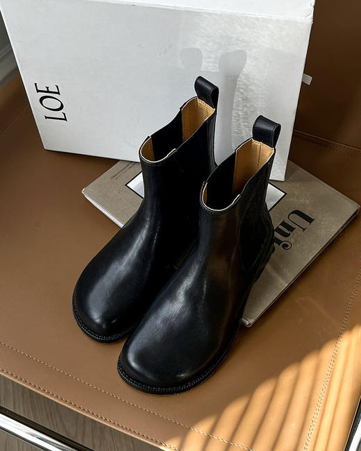 THS 12.2-限时 loe家 女士 极简风切尔西小牛皮甜酷短靴 BZ1225 商品图0