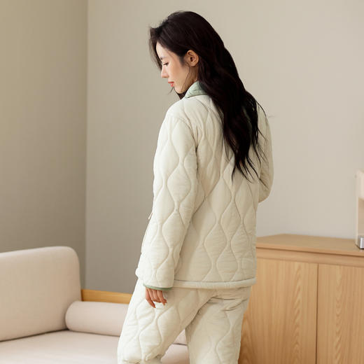 芬腾冬季女士三层夹棉翻领开衫睡衣大码套装珊瑚绒加绒加厚家居服 商品图2