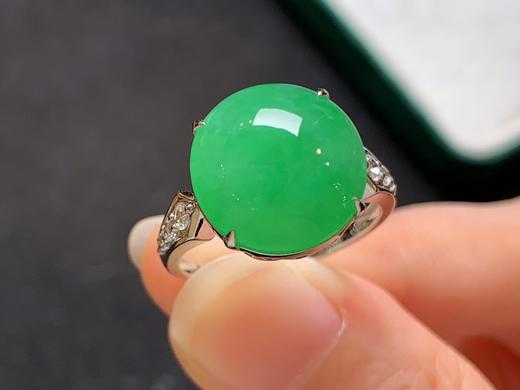 蛋面翡翠戒指 商品图0