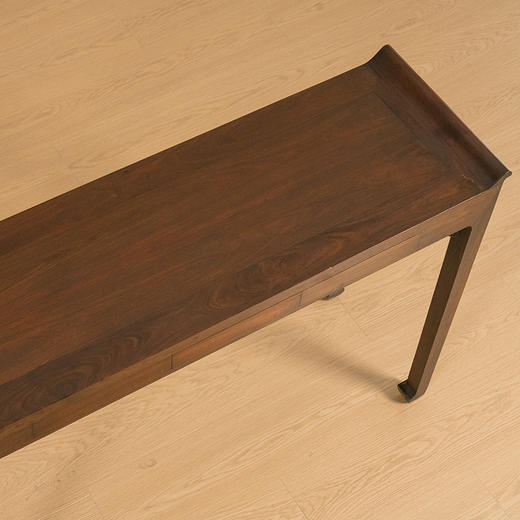 清 红木带屉霸王枨四面平翘头案 商品图1