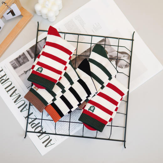 【2双装】【6双6折】女士条纹时尚袜中长筒袜透气保暖棉袜秋冬四季棉袜【2412522】 商品图0