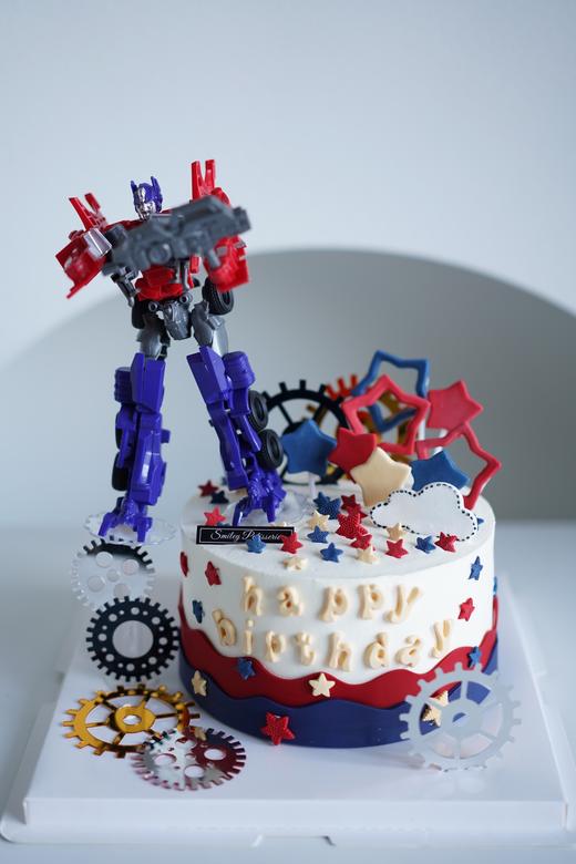 主题奶油蛋糕 | 鲜果原味奶油 - 变形金钢 商品图0