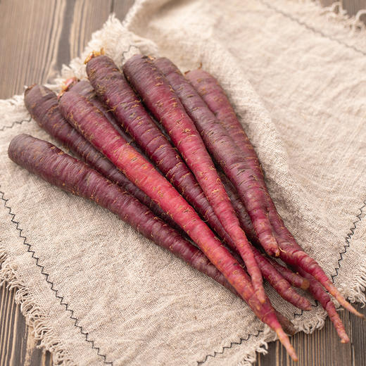 【2025新上市】云南高原脆爽有机紫胡萝卜 清甜脆口3斤装 商品图2
