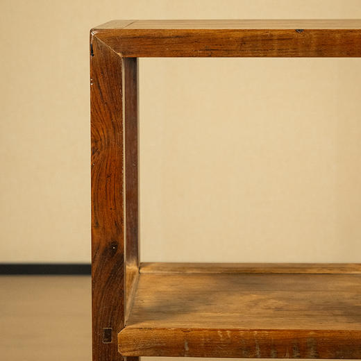 清 黄花梨马蹄腿四面平带屉方香几 商品图2