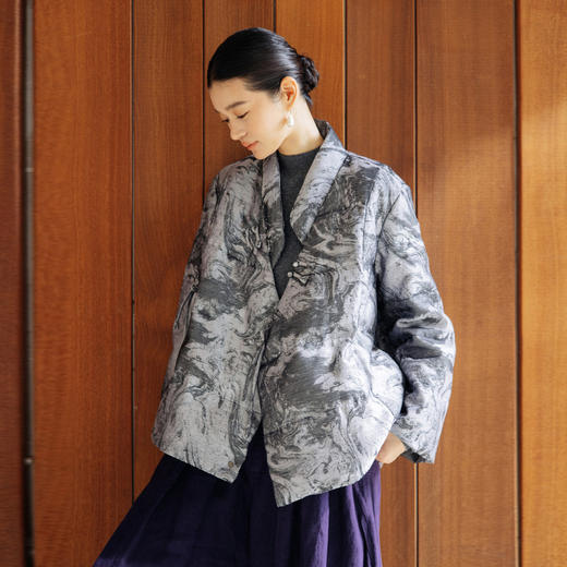 绽放旅行女装866朵/95白鹅绒冬季新中式水墨提花鹅绒短款羽绒服 商品图0