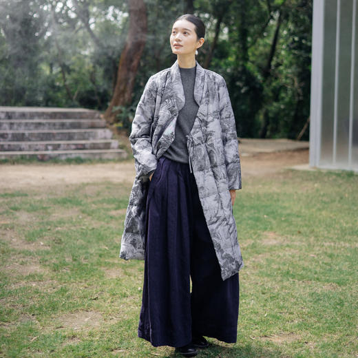 绽放旅行女装869朵/95白鹅绒冬季新中式水墨提花中长款国风羽绒服 商品图0