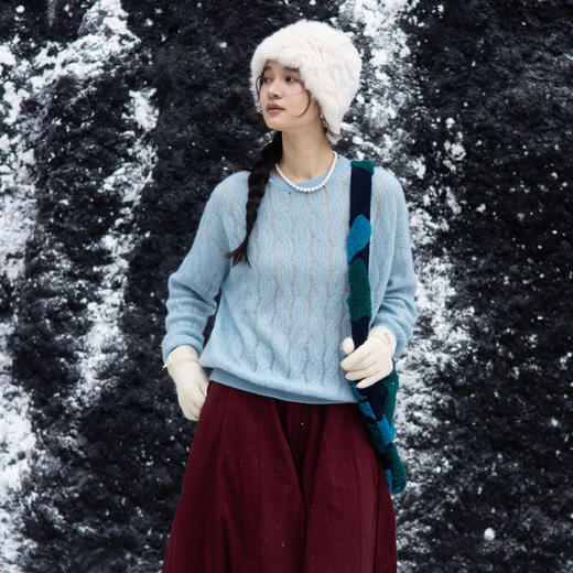 绽放旅行女装664朵/桑蚕丝山羊绒复古文艺绞花经典圆领套头毛衣 商品图2
