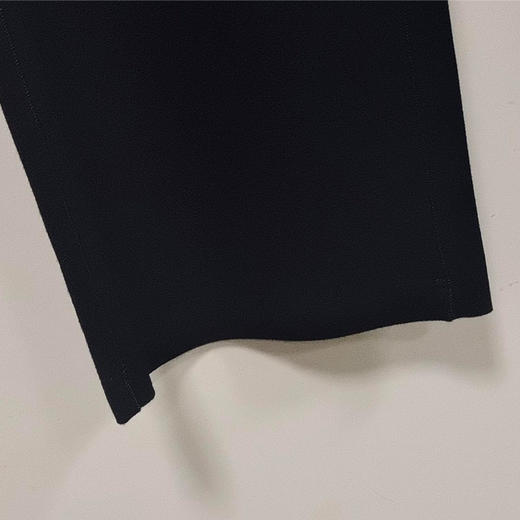 VIVIAN LIU R2437505夏女装新款时尚斜插兜修身微喇休闲长裤 商品图3