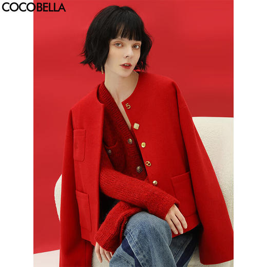 【有赞】COCOBELLA新年红轻奢小香风毛呢外套女刺绣金属扣短外套SC69 商品图0