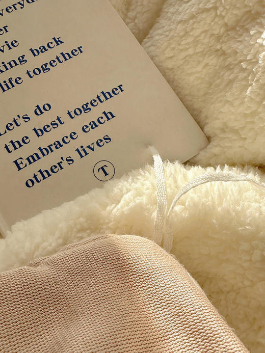 【软糯温暖】秋冬加厚ins韩系羊羔绒+牛奶绒四件套冬学生宿舍床牛奶绒三件套 商品图3