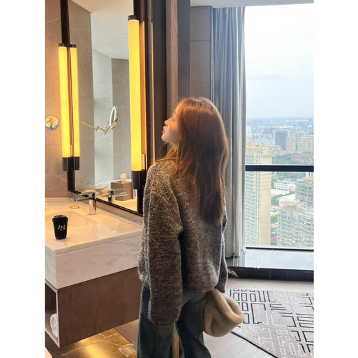 2411513   澳毛开衫 特殊材质，超美 商品图2