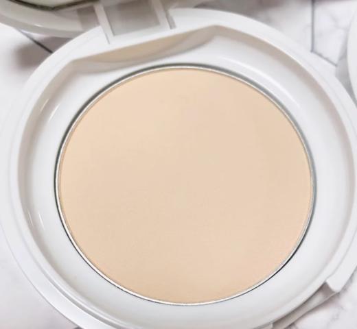 【跨境】黑龙堂PointMagicPRO毛孔隐形遮瑕粉饼C00 亮白肤色 SPF50＋6g 商品图1