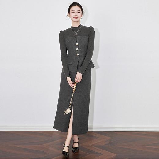 【高货wl】全新升级【铂金会员441/天猫599/差价158】(04703) 洛诗琳法式优雅三粒镶钻花朵装饰扣开衩半身裙秋冬两件套 商品图0