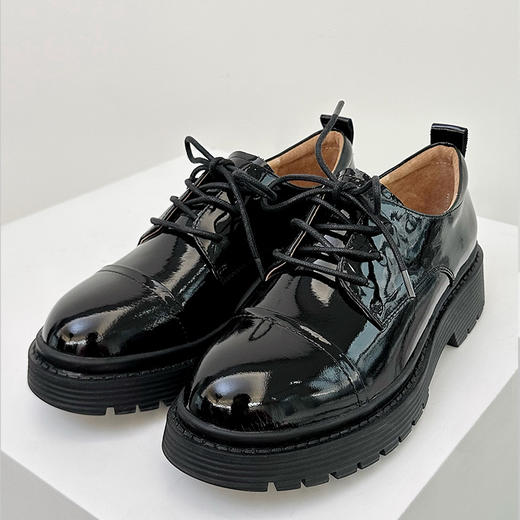 【顺丰包邮】00809 洛诗琳秋冬百搭英伦风复古漆皮面真皮小皮鞋211101 商品图3