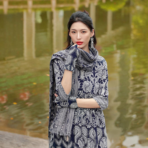 云南映象系列—雨生百谷围巾  | 现货加急发  商品图1