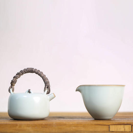源具造器天青汝瓷编藤提梁壶 商品图1