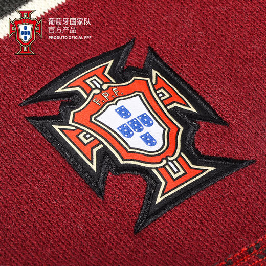 【官方正版】葡萄牙国 家队 | 复古拼色围巾足球迷队徽针织保暖 商品图4