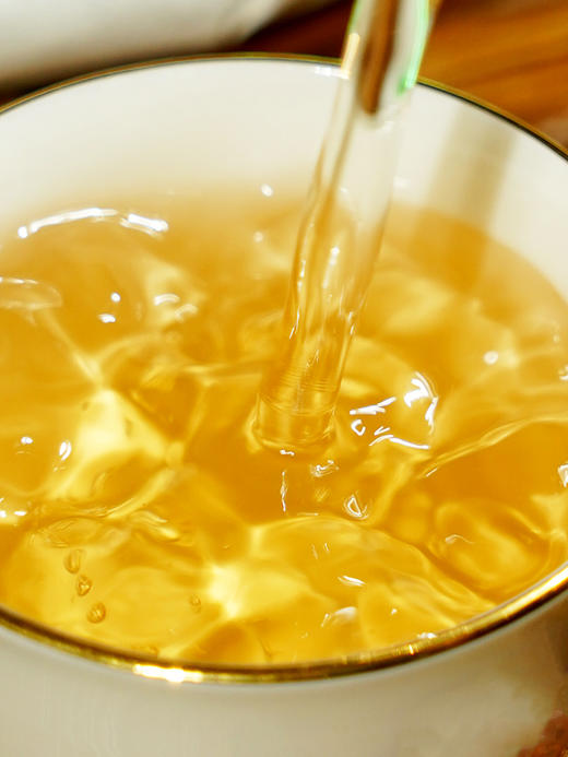 【618开门红】【冰岛橡筋】2023年头春头采，冰岛野放高杆古茶，拉伸茶梗如拉伸橡筋，稀少且珍贵；357g/饼 拍5发6拍20发25 商品图6