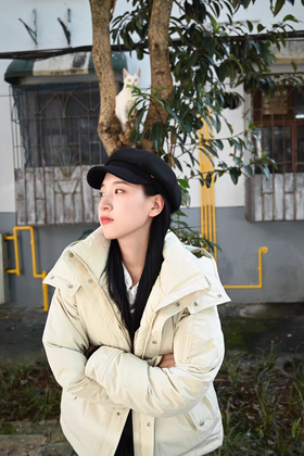 胡同里的冬天！羽绒服这样拍太好看啦！🤳