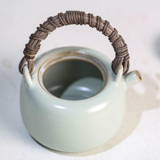 源具造器天青汝瓷编藤提梁壶 商品图2