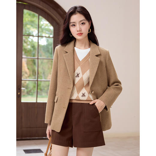 【专属特价】熙世界学院风毛呢外套女冬款高级感夹棉加厚呢子外套 商品图1