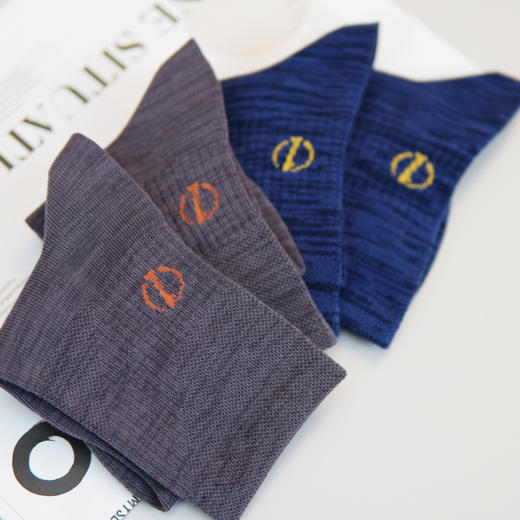 【2双装】【6双6折】男士中长筒棉袜四季棉袜刺绣数字运动休闲袜【2421101】 商品图1