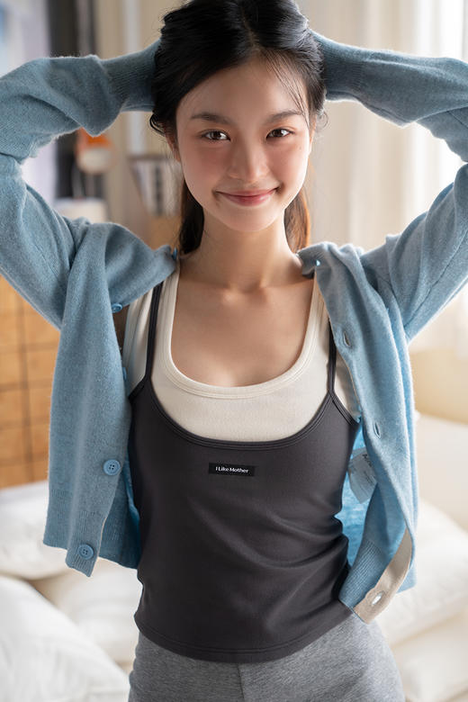 靴下物新款撞色假两件保暖吊带背心女修身百搭弹力可外穿打底上衣 商品图5