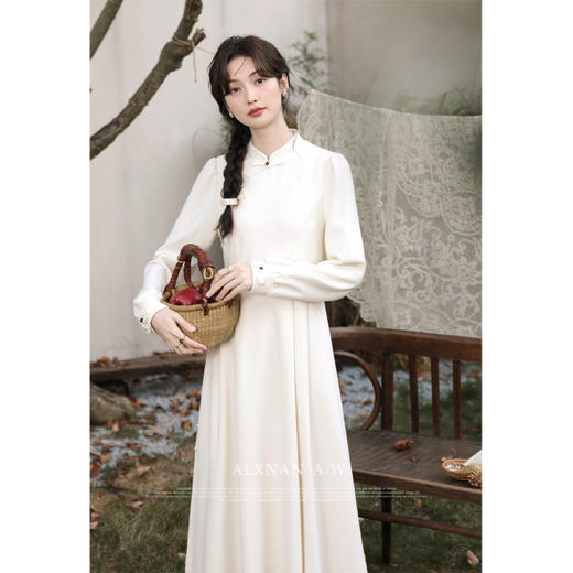 鹿向南《月光与诗》气质连衣裙秋季新款法式休闲显瘦裙子女 商品图2