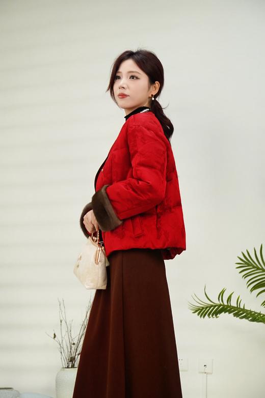 M1臣禾【卡码拍小】【新中式提花鹅绒服】 水貂毛袖（可脱卸）JZ244250227 商品图3