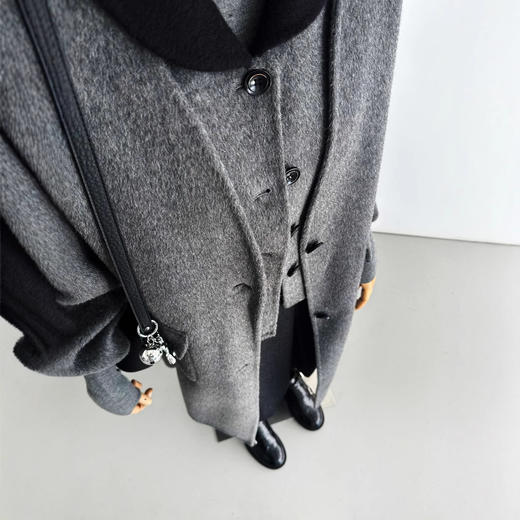 【松间步月】24新款英伦巴恩风时尚精致优雅百搭两件套毛呢大衣 商品图3