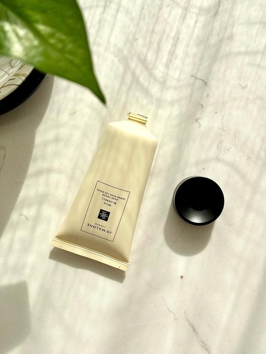 B113045天干物燥小心护手~快速吸收不油腻蓝风铃护手霜50ML 商品图7