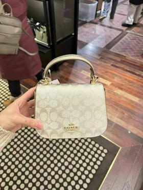 ¥1180🇺🇸Coach新款小斜挎 可手提可斜挎