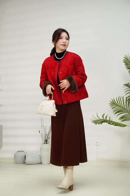 M1臣禾【卡码拍小】【新中式提花鹅绒服】 水貂毛袖（可脱卸）JZ244250227 商品图1