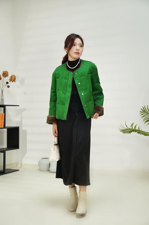 M1臣禾【卡码拍小】【新中式提花鹅绒服】 水貂毛袖（可脱卸）JZ244250227 商品图4