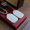 玉美人菲菲/和田玉无事牌吊坠约30*52mm/多样性发一 商品缩略图0