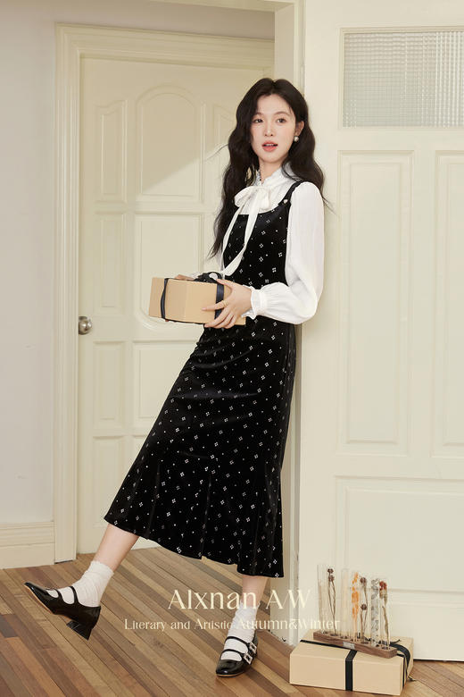 鹿向南「奶油千金」系带立衬衫背心裙套装2024秋高级时尚两件套女 商品图5