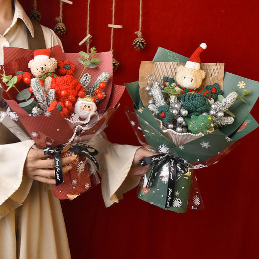 【圣诞专场】圣诞节礼物花束成品针织花 圣诞小熊送女友平安夜礼物花 商品图0