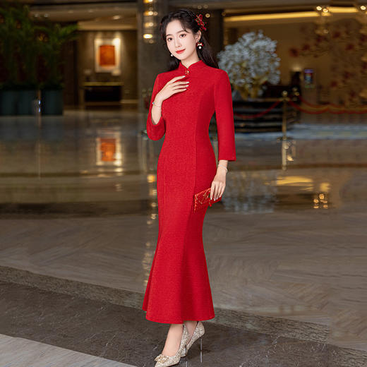 红色高级感鱼尾年轻款改良旗袍宴会礼服 ZQ60660 商品图3
