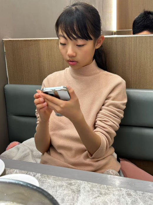 【2025年新团 再开启】今年无粉色 小禾 纯羊毛衫 可以机洗的 无缝 且显瘦还不易起球的羊毛针织衫来啦 商品图2