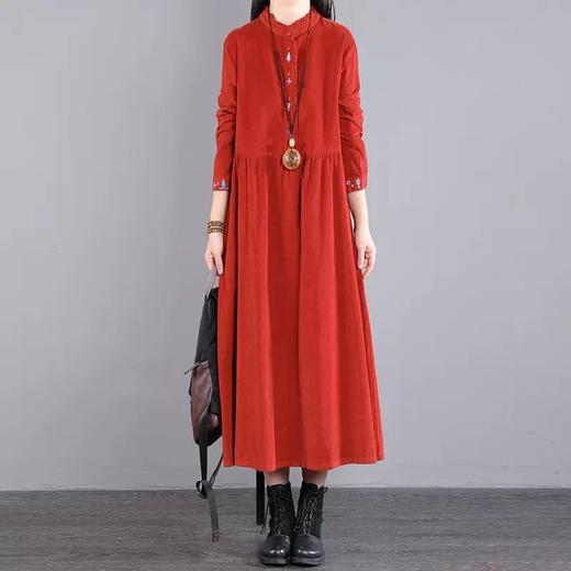 雀说 秋季韩版大码宽松袖口刺绣中长款灯芯绒连衣裙4ZF-2034 商品图2