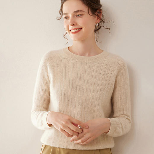 【高货QJ】全新升级【铂金会员367/天猫499/差价132】(31753) 洛诗琳秋冬新款针织打底衫女长袖宽松慵懒风毛衣舒适羊绒衫 商品图2