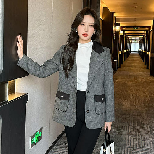 奢姿2025年秋季新款大码女装拼色戗驳领西服上衣胖妹妹休闲外套9943391660 商品图1