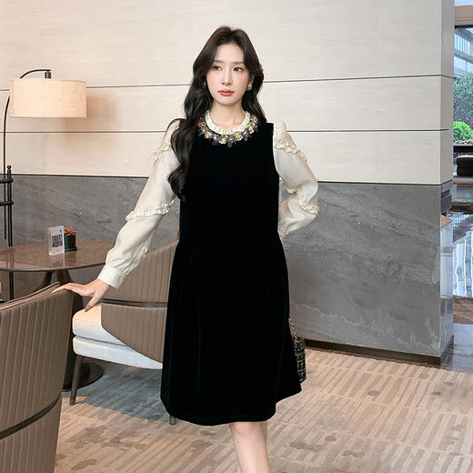 奢姿大码女装2025春季减龄荷叶边拼接连衣裙胖妹妹时尚丝绒裙子9943855633 商品图4
