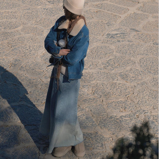 【顺丰包邮】34239 洛诗琳秋冬设计感中高腰蓝色做旧渐变散边牛仔裙106 商品图2