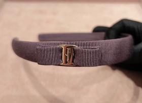 【特价商品不退不换】FERRAGAMO 菲拉格慕 发箍女  0781295-122 .（暂无品牌物料包装）
