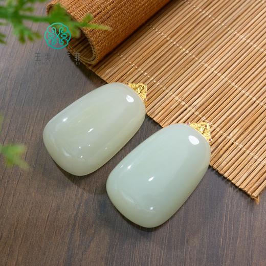 和田玉吊坠-玉美人菲菲#18K和田玉吊坠约45*26mm/多样性发一 商品图0